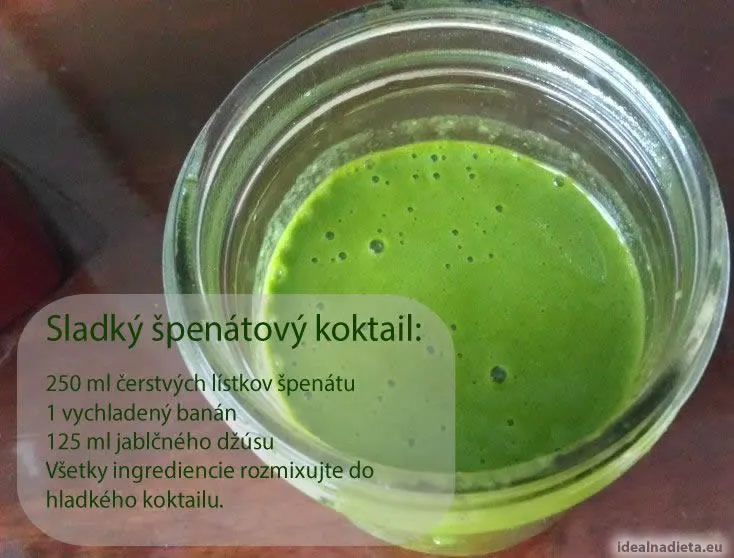 špenátový koktail s banánom | thehouseofhealthy.com