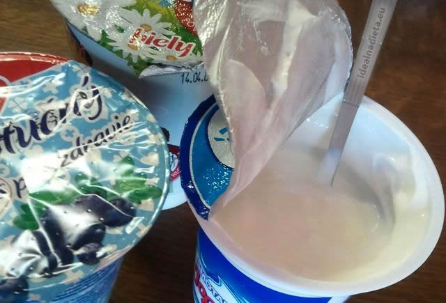 biele a ovocne jogurty
